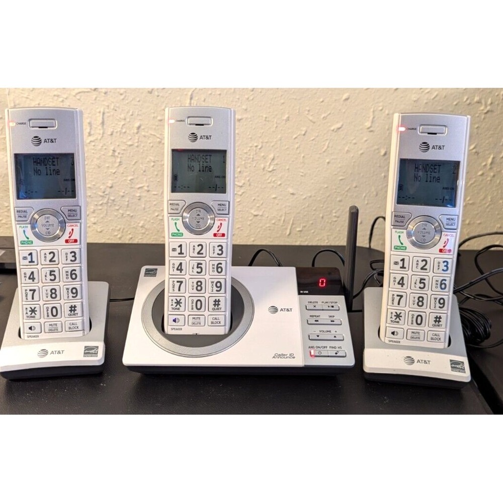 AT&T 3 Handset Expandable Cordless Answering System with‎ Smart Call Block